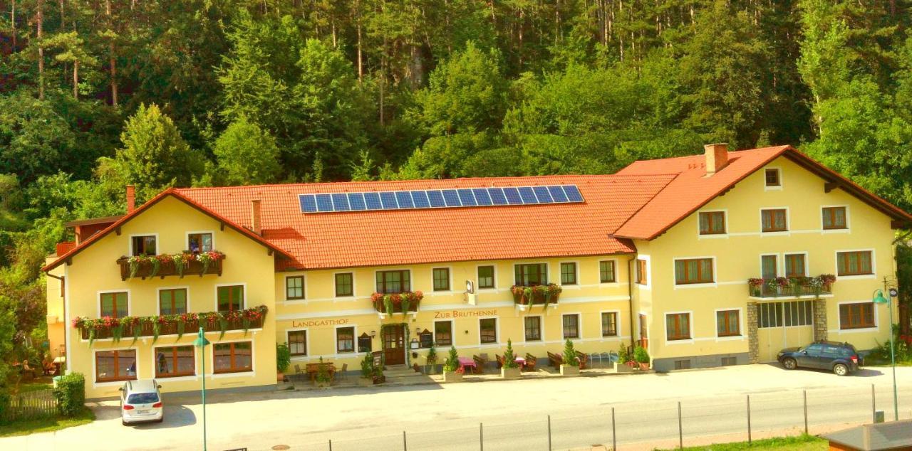 Gasthof zur Bruthenne Weissenbach an der Triesting Exterior foto